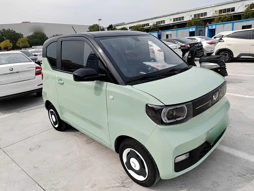 Wuling MINIEV — миниатюра 4