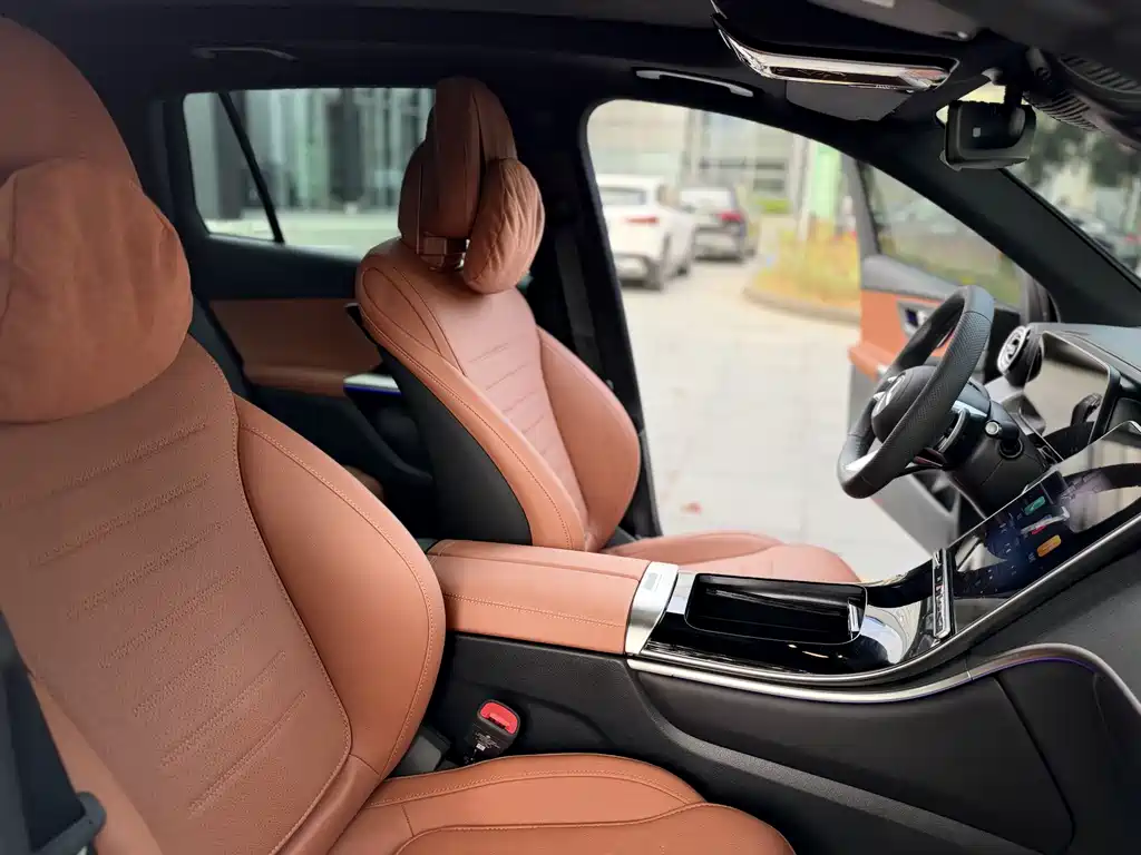 Mercedes-Benz GLC — миниатюра 13