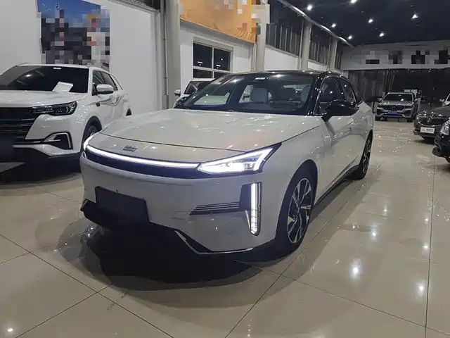 GEELY GALAXY GALAXY L6 2023