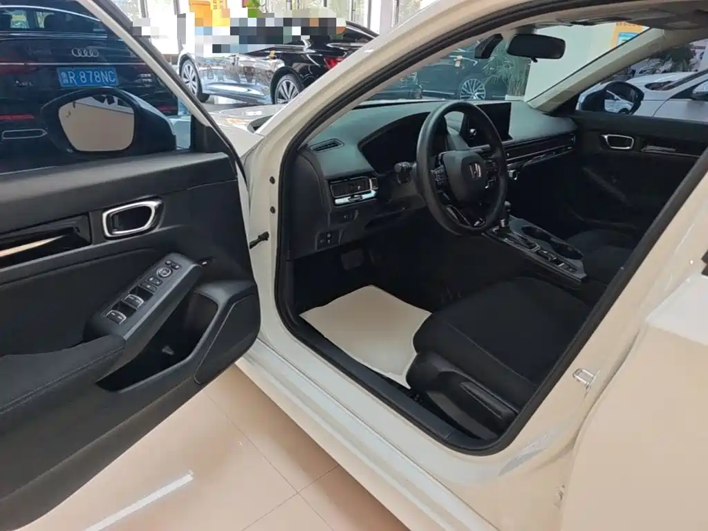 Honda Civic — миниатюра 16
