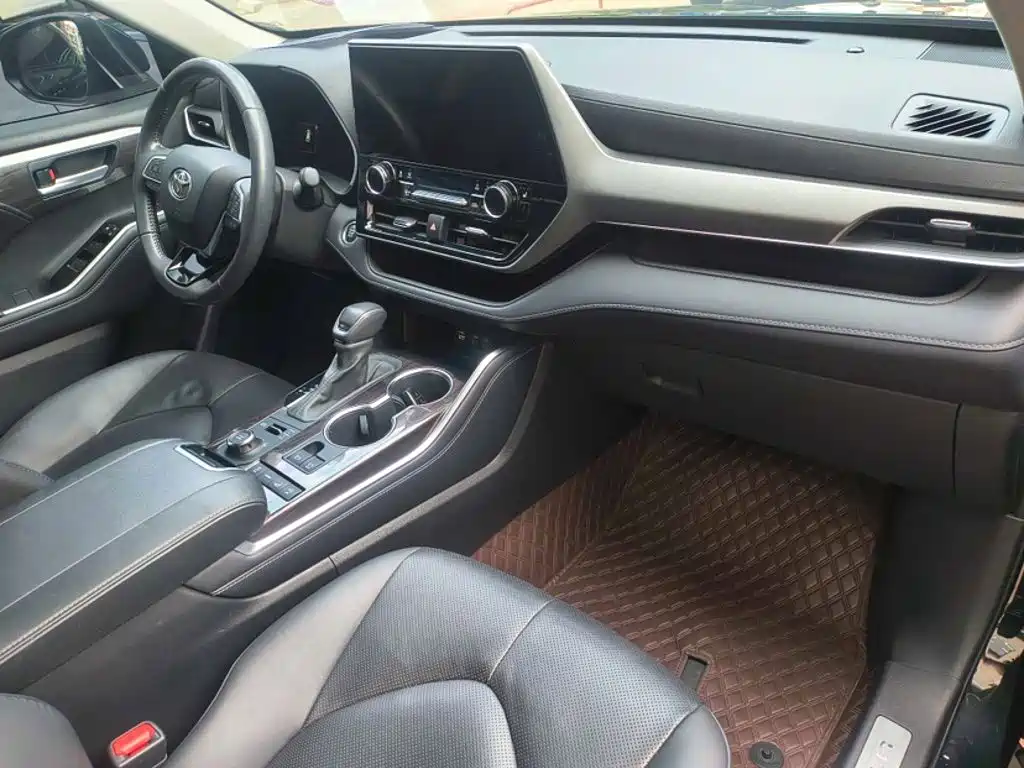 Toyota Highlander — миниатюра 2