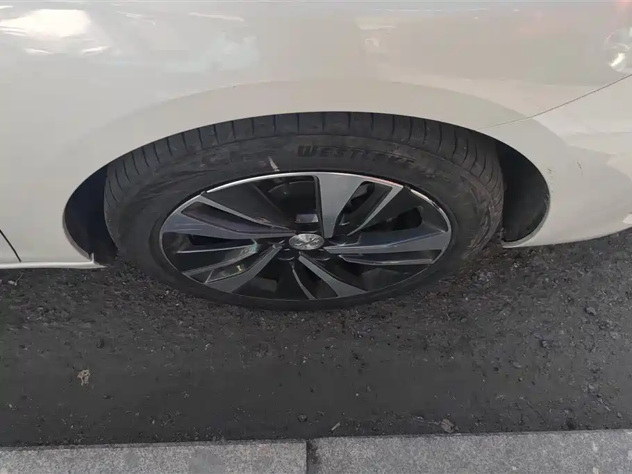Peugeot 408 2019 230THP AT Luxury V