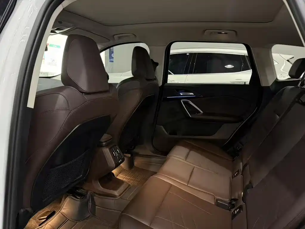 BMW X1 — миниатюра 6