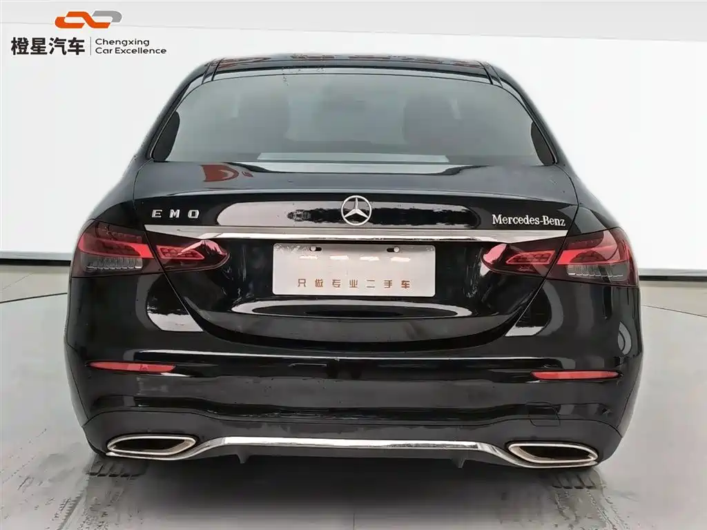 Mercedes-Benz E-Class — миниатюра 5