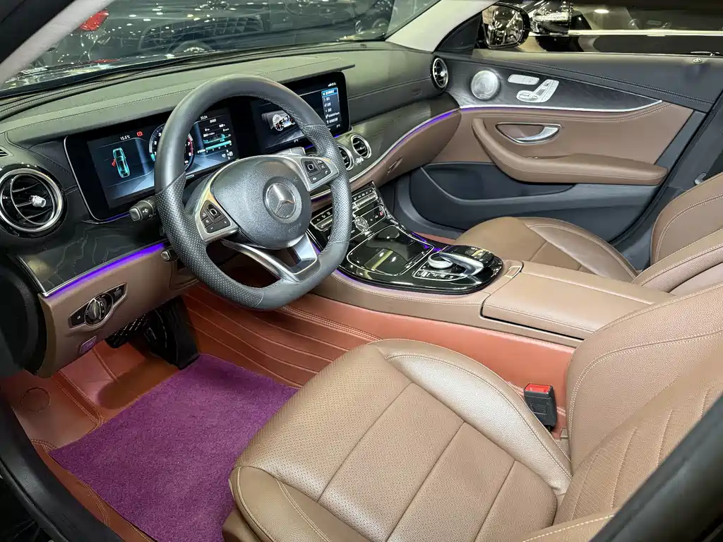 MERCEDES-BENZ E CLASS