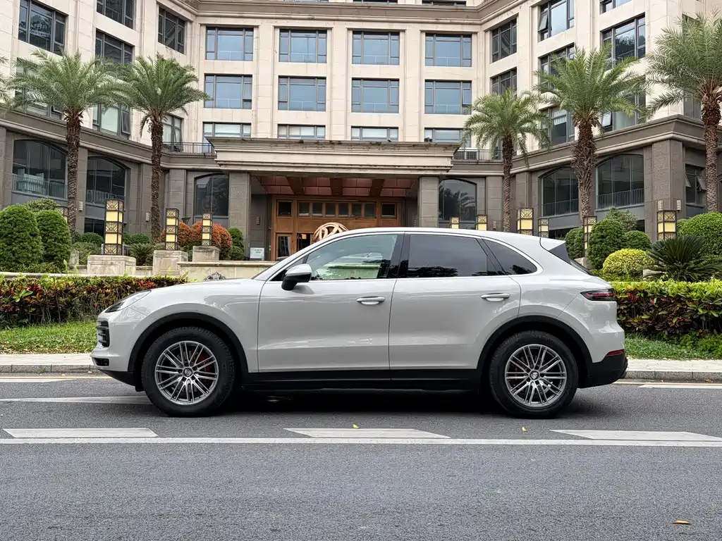 Porsche Cayenne 2018 Cayenne 3.0T