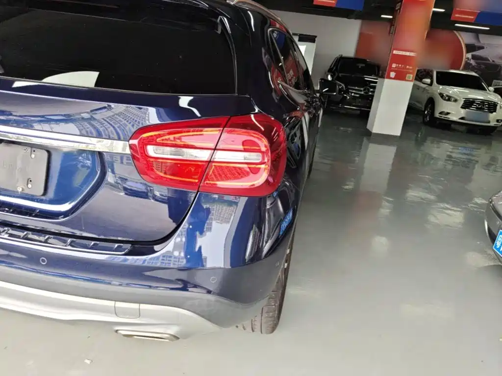 Mercedes-Benz GLA 2016 GLA 200 Fashion