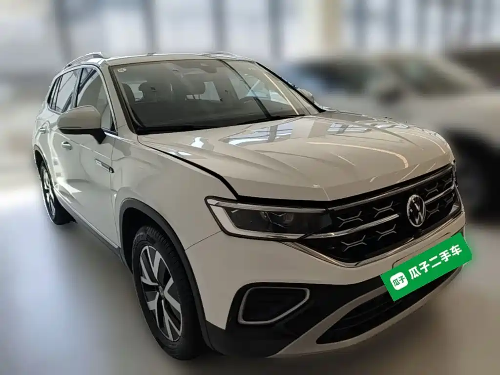Volkswagen Tayron 2024 300TSI Luxury Plus