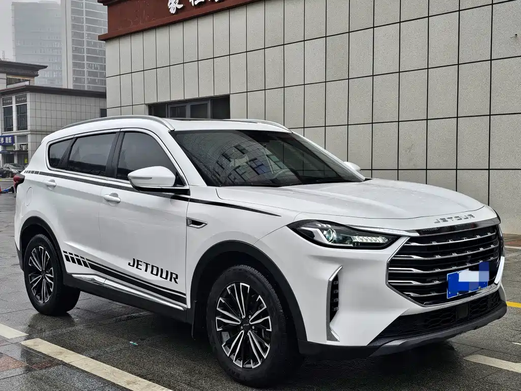 JETOUR X70 PLUS 2021 1.5T DCT 7 мест
