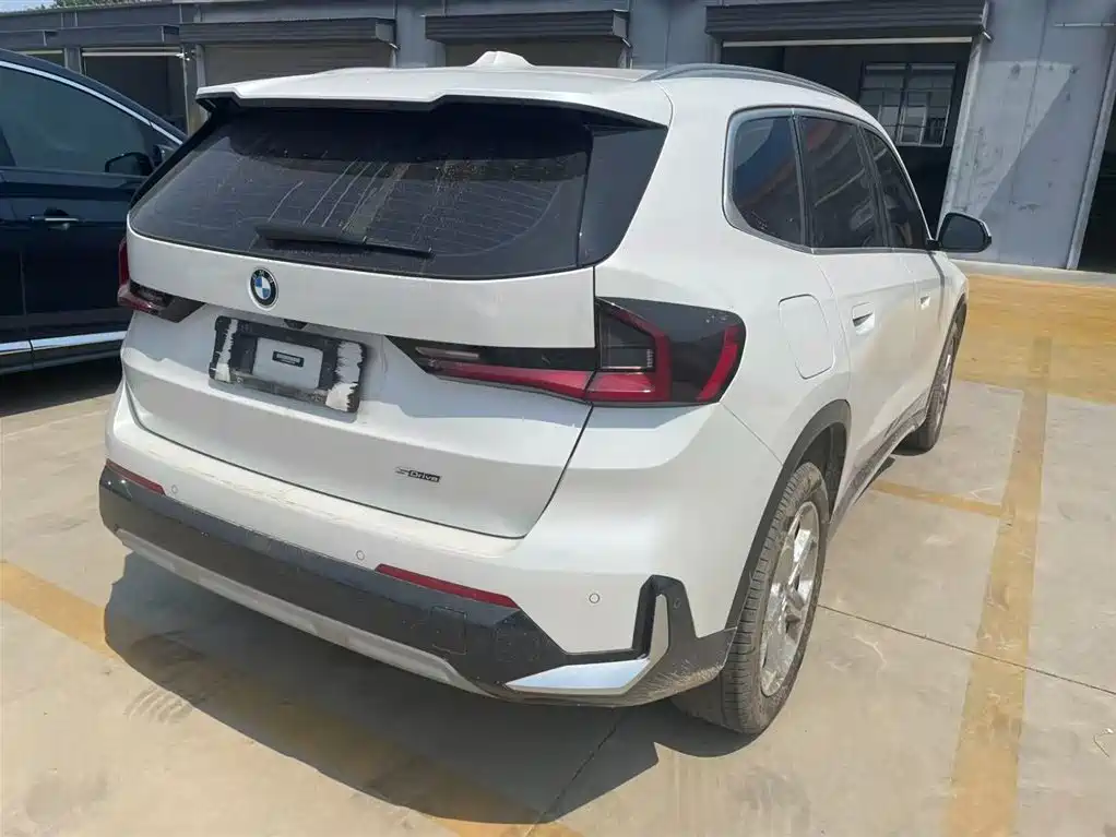 BMW X1 2023 sDrive20Li X