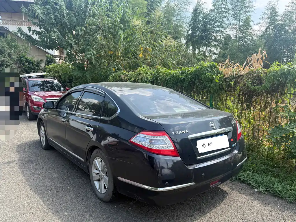 Nissan Teana — миниатюра 5