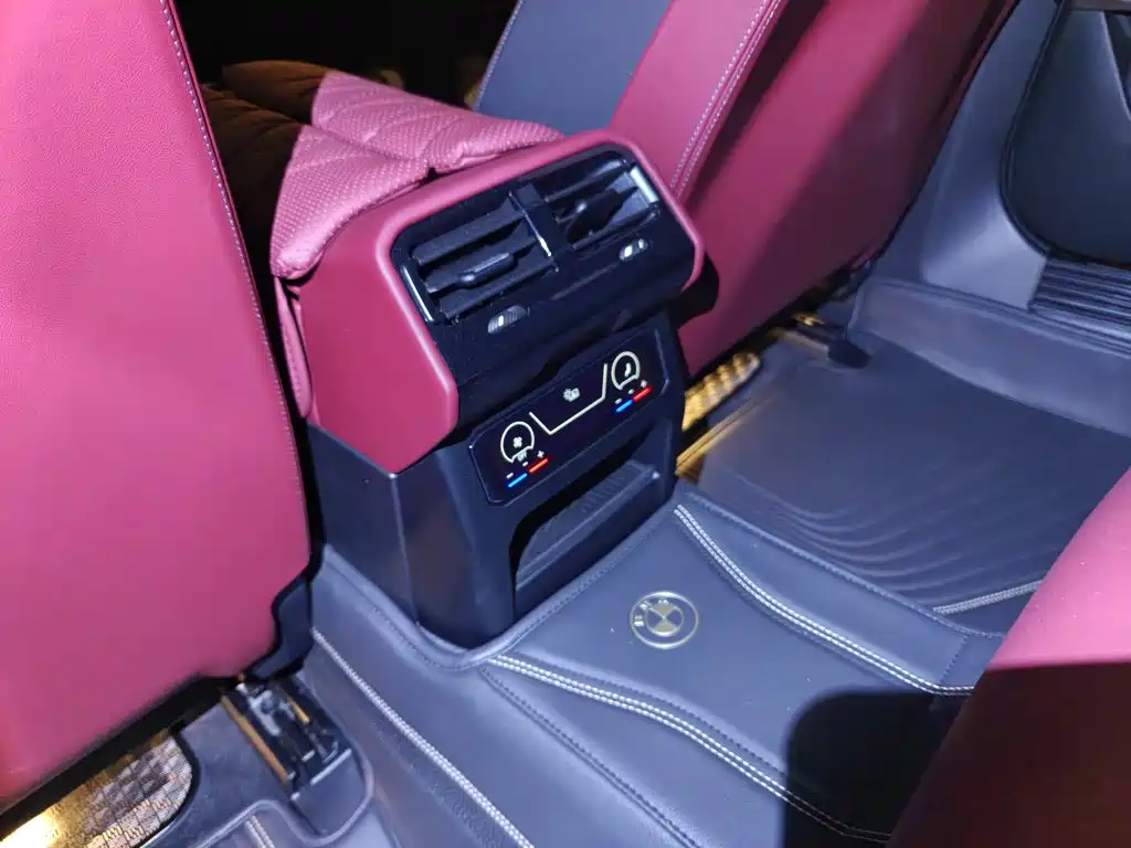 BMW 5 Series — миниатюра 6