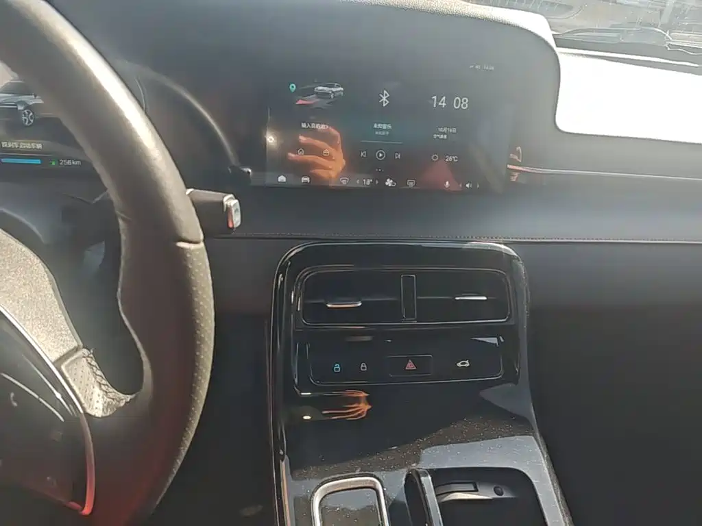 Leapmotor Leapmotor S01 — миниатюра 13