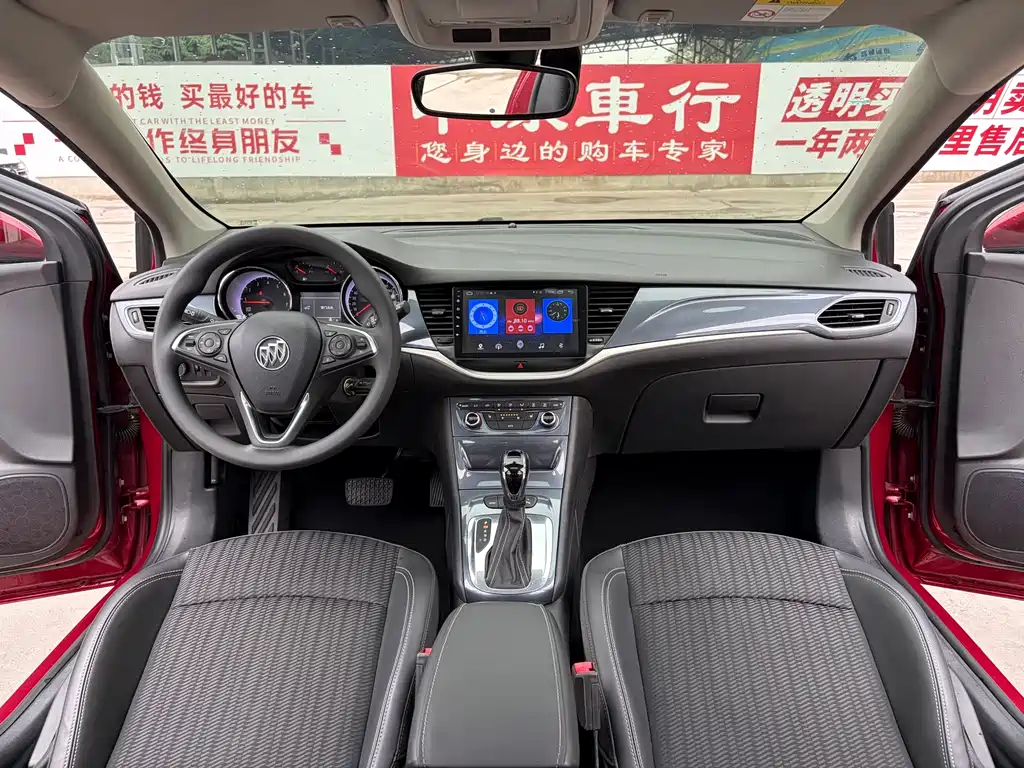 Buick Verano — миниатюра 8