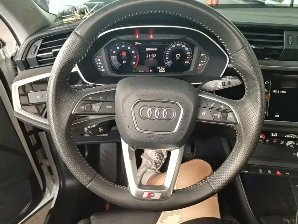 Audi Q3 Sportback — миниатюра 11