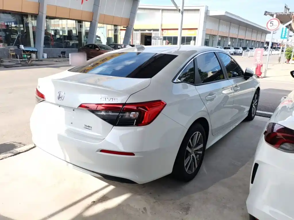 Honda Civic — миниатюра 7