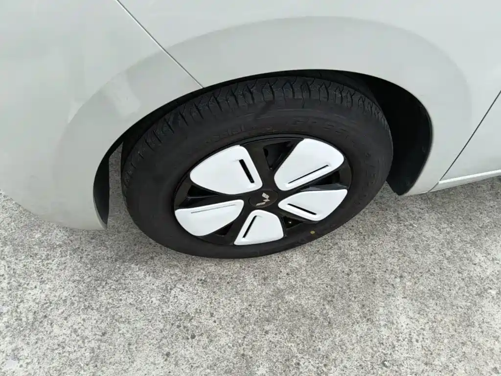 Wuling MINIEV — миниатюра 23
