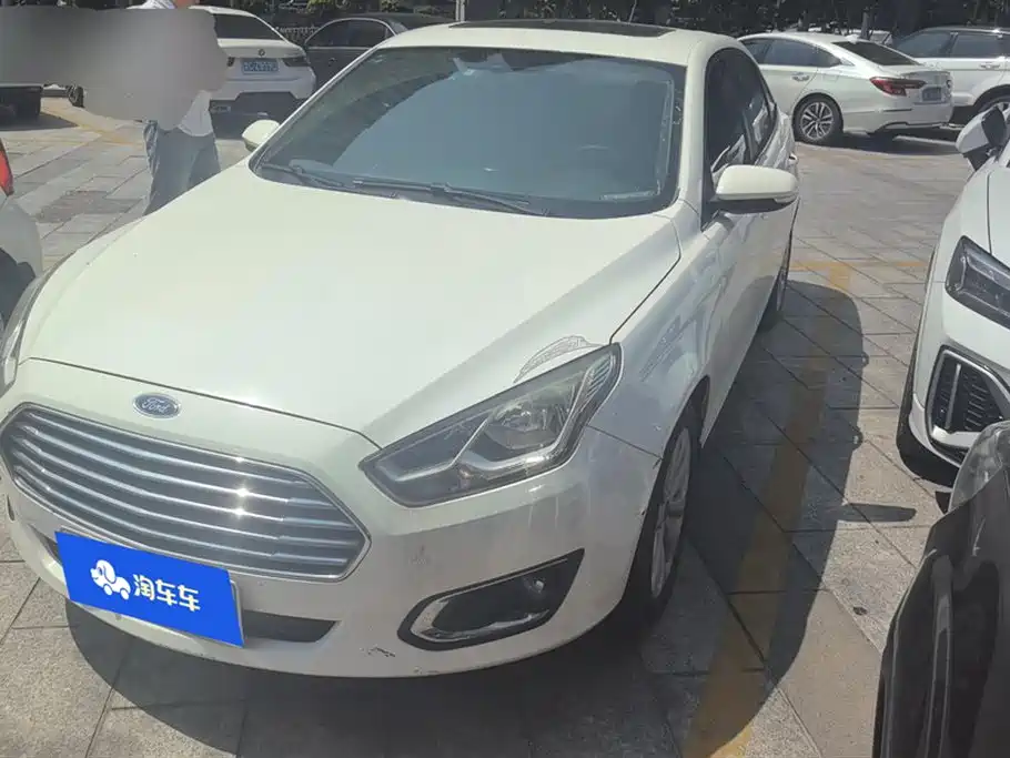 Ford Escort 2017