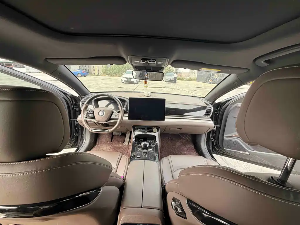 BYD Han — миниатюра 10