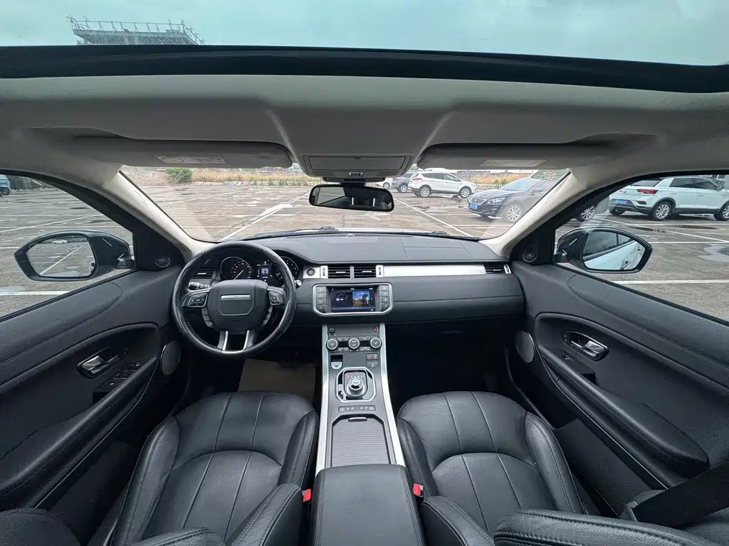 Land Rover Evoque — миниатюра 16