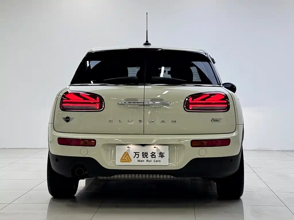 MINI Mini Clubman — миниатюра 4