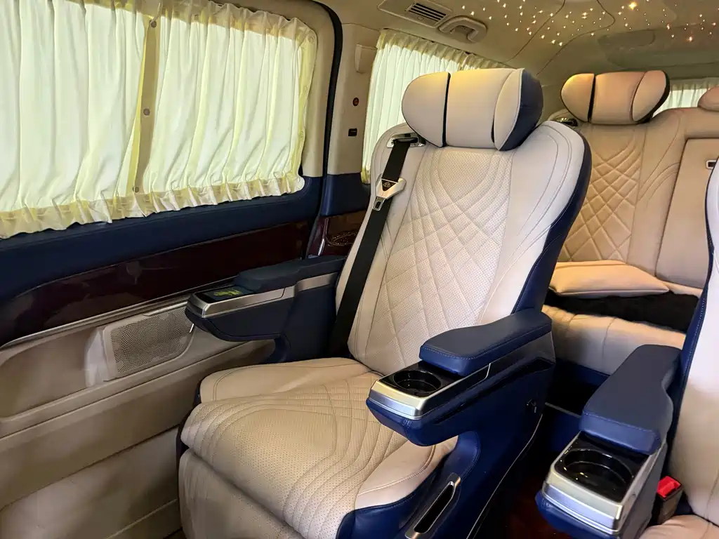 MERCEDES-BENZ V CLASS