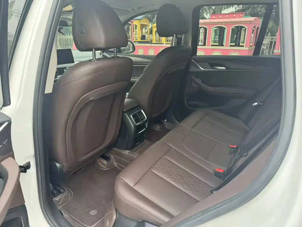 BMW X3 — миниатюра 5