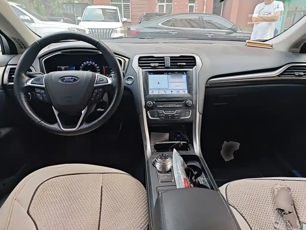 Ford Mondeo — миниатюра 5