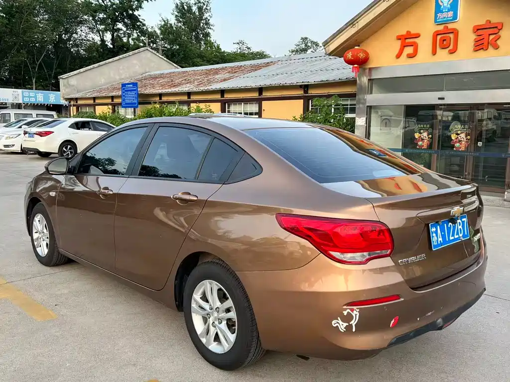 Chevrolet Cavalier — миниатюра 12
