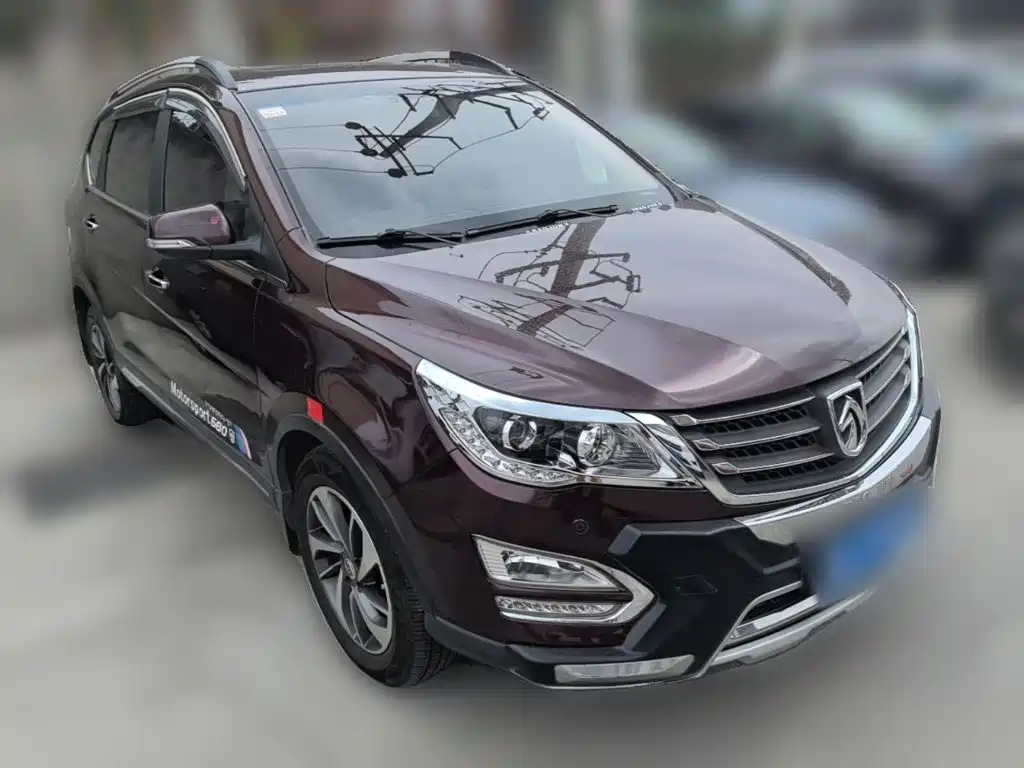 Baojun 560 2015 1.8L MT Luxury