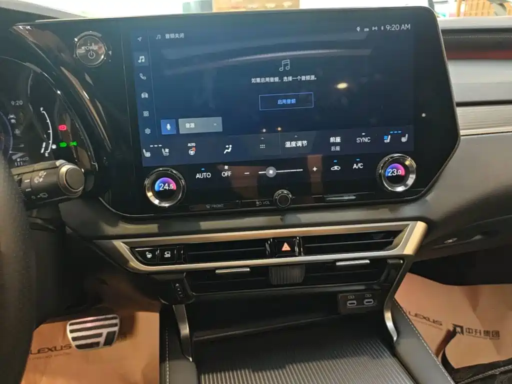 Lexus RX — миниатюра 18