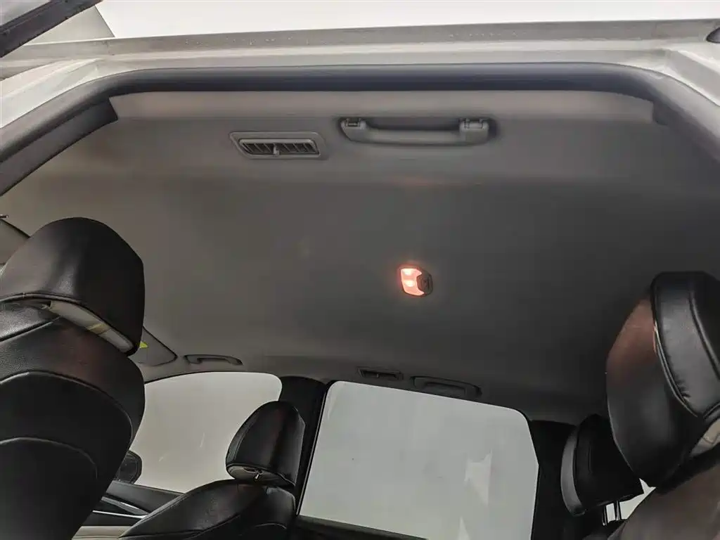 SAIC MAXUS CHASE G50