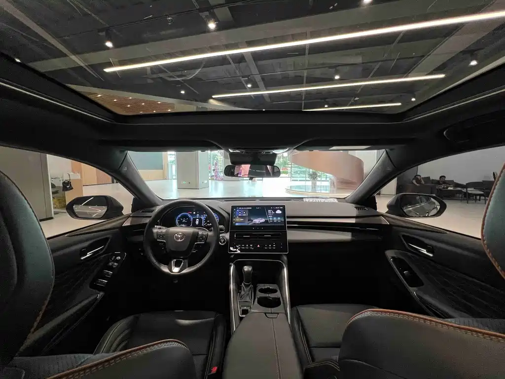 Toyota Avalon — миниатюра 8