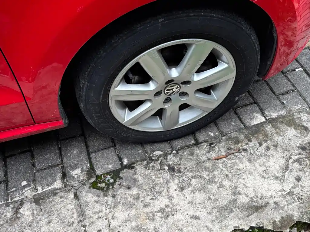 Volkswagen Polo — миниатюра 12