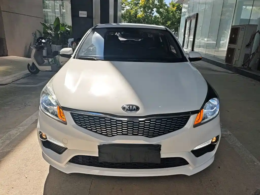 Kia K2 — миниатюра 3