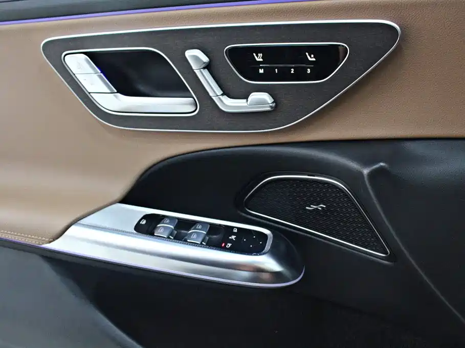 Mercedes-Benz E-Class E 2024 E 300 L Fashion