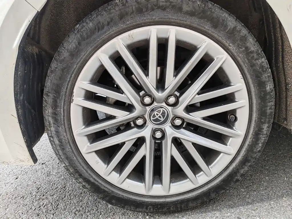 Toyota Allion — миниатюра 10