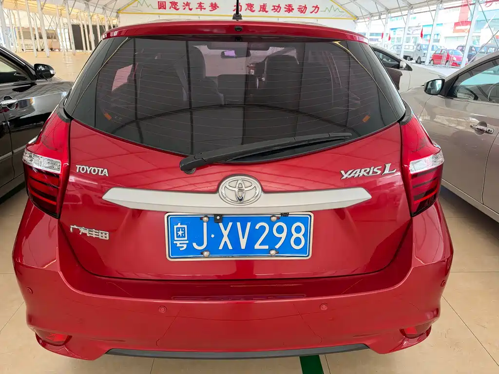 Toyota Yaris L — миниатюра 9