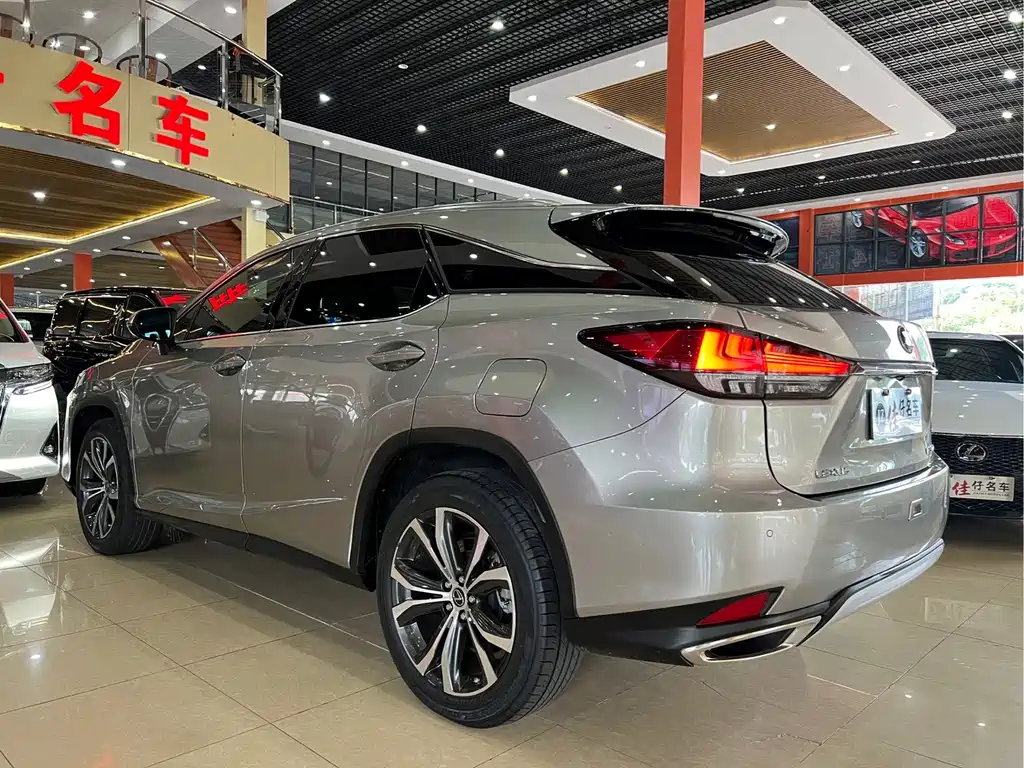 Lexus RX — миниатюра 6