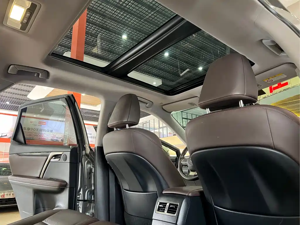 Lexus RX — миниатюра 21