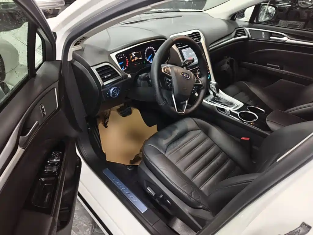 Ford Mondeo — миниатюра 16