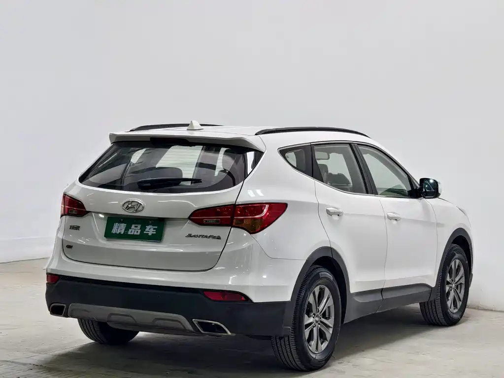 Hyundai Santa Fe — миниатюра 4