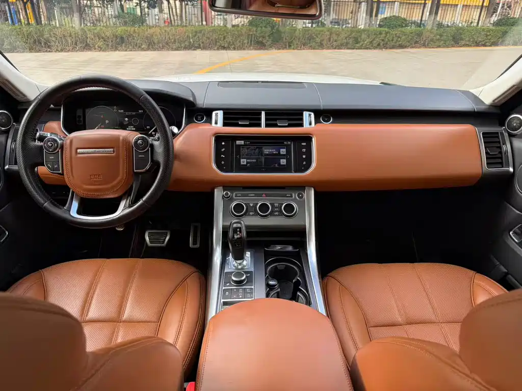 Land Rover Sport — миниатюра 5