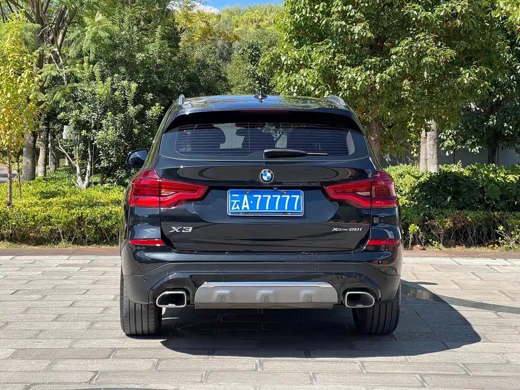 BMW X3 — миниатюра 8