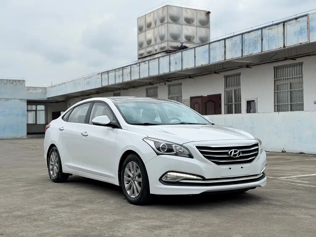 Hyundai Mistra 2014 1.8L AT GLS