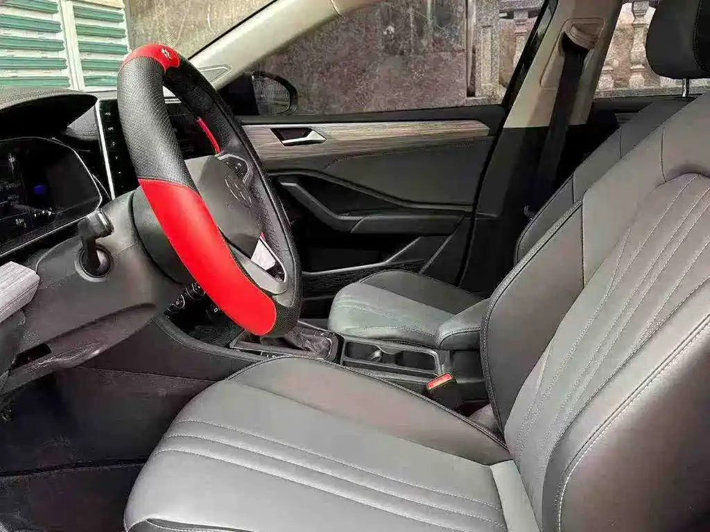 Volkswagen Sagitar — миниатюра 6