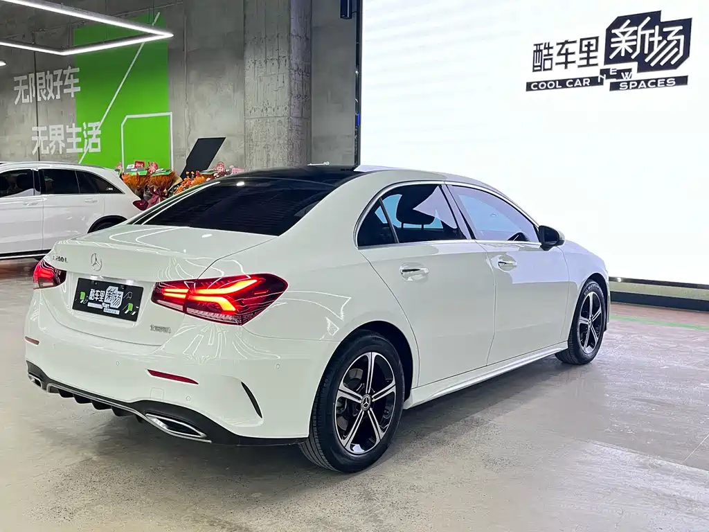 Mercedes-Benz A-Class A 2022 A 200 L Sport Fashion