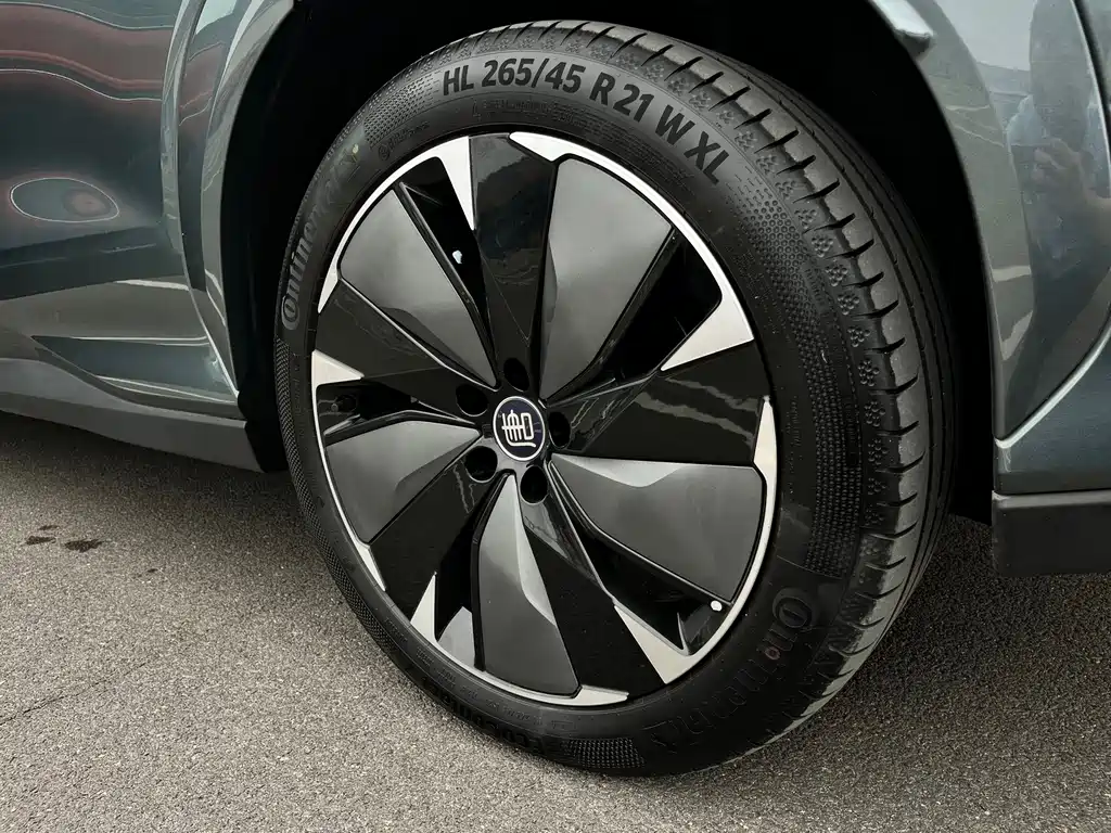 BYD Tang L — миниатюра 20