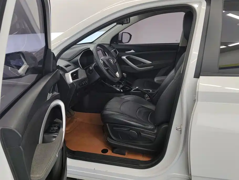 Baojun 530 — миниатюра 9