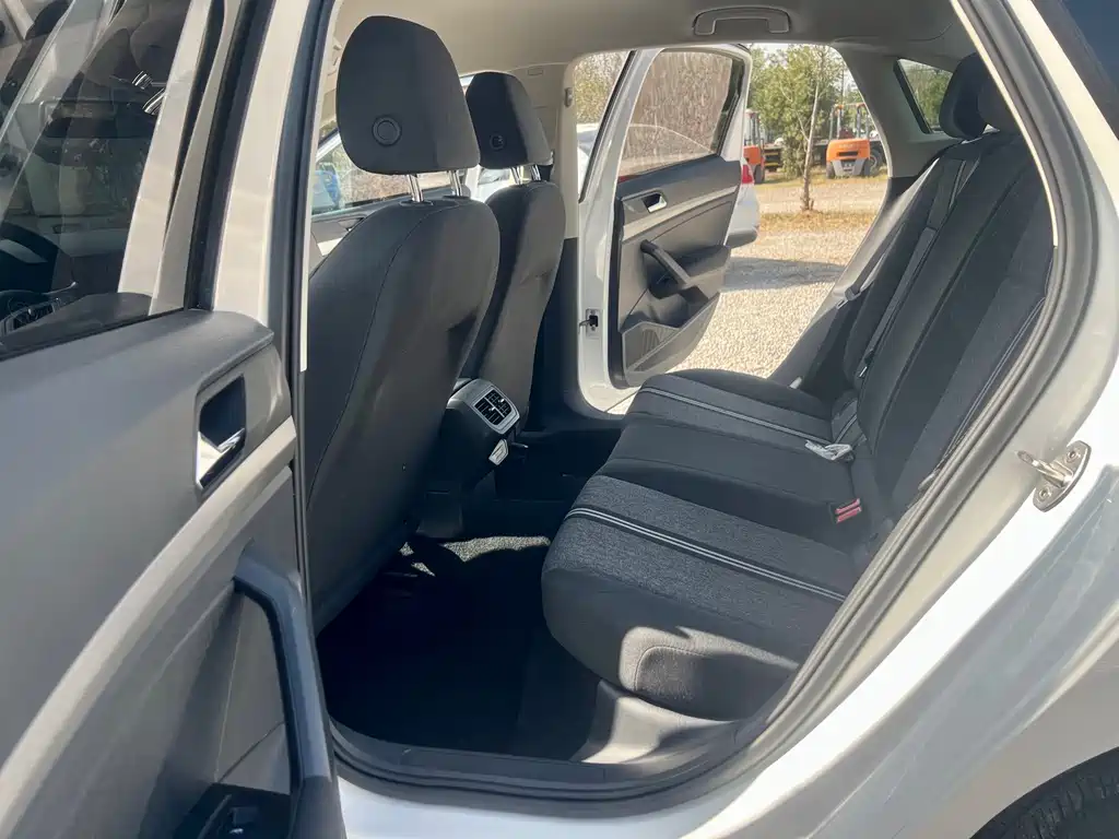 Volkswagen Lavida — миниатюра 13